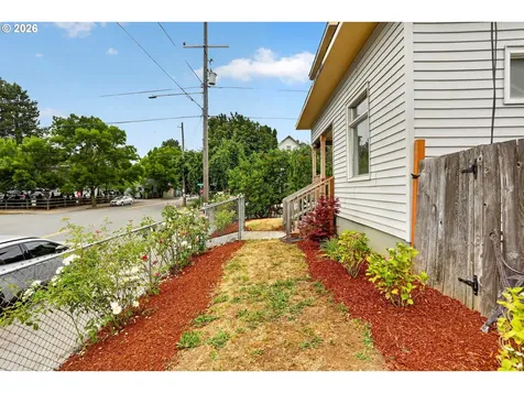 4836 N Albina Avenue Portland OR 97217
