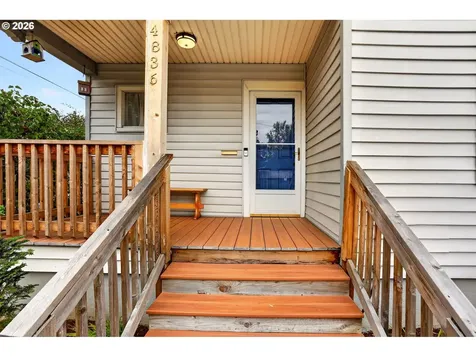 4836 N Albina Avenue Portland OR 97217