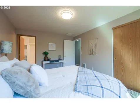 13906 NE 89th Circle Vancouver WA 98682