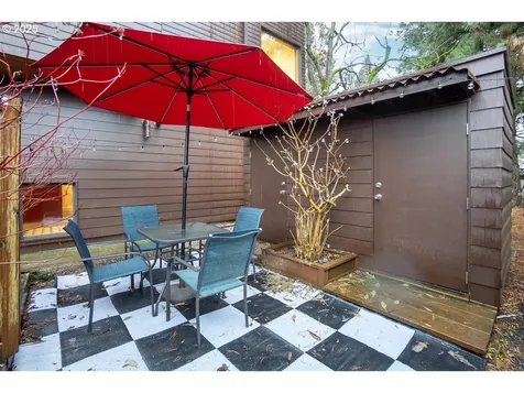 7835 N Burrage Avenue Portland OR 97217