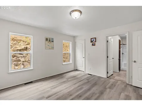 1424 NE Ridge Avenue Roseburg OR 97470
