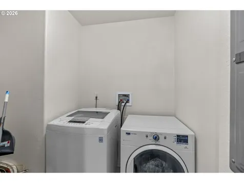 1424 NE Ridge Avenue Roseburg OR 97470