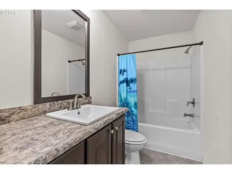 1424 NE Ridge Avenue Roseburg OR 97470