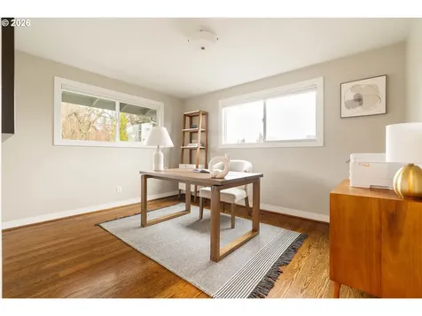 2125 SW Warwick Avenue Portland OR 97225