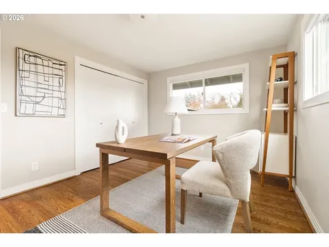 2125 SW Warwick Avenue Portland OR 97225