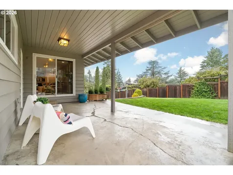 2125 SW Warwick Avenue Portland OR 97225