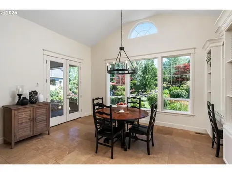 9460 SW Inverness Way Beaverton OR 97007