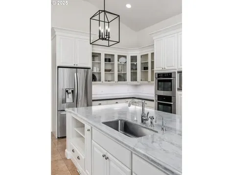 9460 SW Inverness Way Beaverton OR 97007