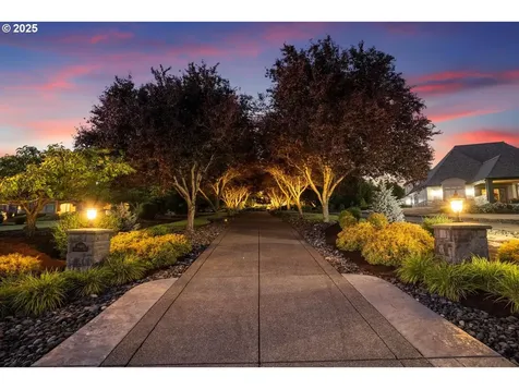 9460 SW Inverness Way Beaverton OR 97007