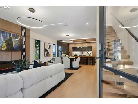 703 1st Street Lake Oswego OR 97034