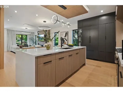 703 1st Street Lake Oswego OR 97034