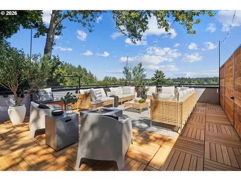 703 1st Street Lake Oswego OR 97034