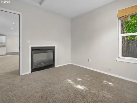 1952 NE 51st Avenue Hillsboro OR 97124