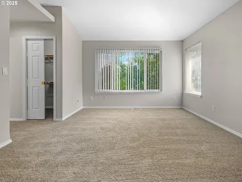 1952 NE 51st Avenue Hillsboro OR 97124