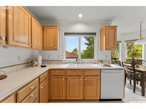 16605 SW Sumac Street Beaverton OR 97007