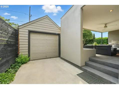 7338 N Chase Avenue Portland OR 97217