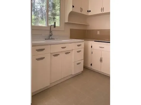 69376 Wildwood Road North Bend OR 97459