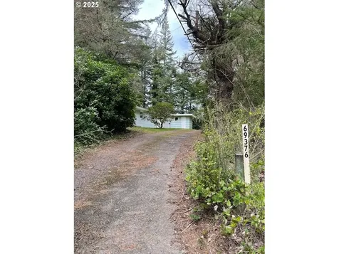 69376 Wildwood Road North Bend OR 97459