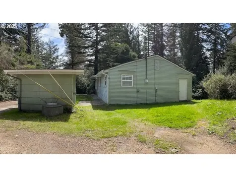 69376 Wildwood Road North Bend OR 97459