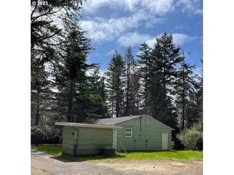 69376 Wildwood Road North Bend OR 97459