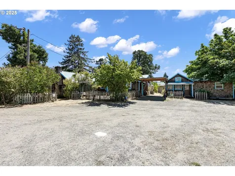 78688 Sears Road Cottage Grove OR 97424