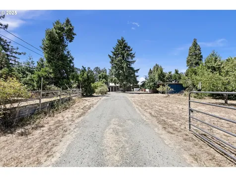 78688 Sears Road Cottage Grove OR 97424