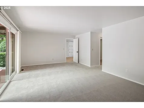 2547 SE Mariposa Court Hillsboro OR 97123