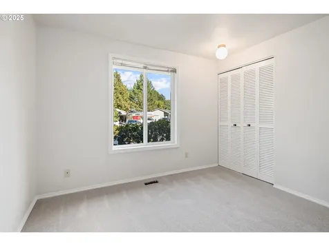 2547 SE Mariposa Court Hillsboro OR 97123