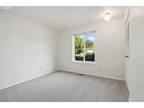 2547 SE Mariposa Court Hillsboro OR 97123