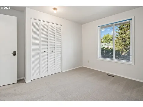 2547 SE Mariposa Court Hillsboro OR 97123