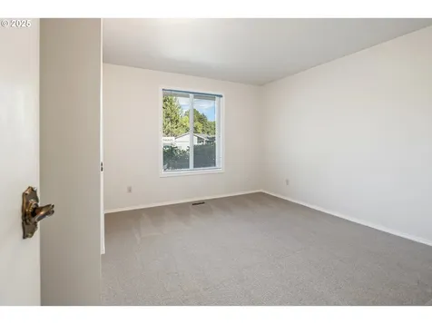 2547 SE Mariposa Court Hillsboro OR 97123