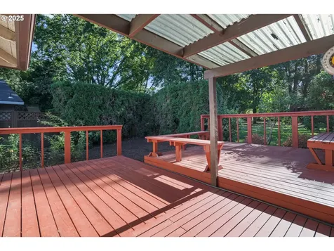 2547 SE Mariposa Court Hillsboro OR 97123