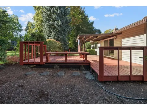 2547 SE Mariposa Court Hillsboro OR 97123