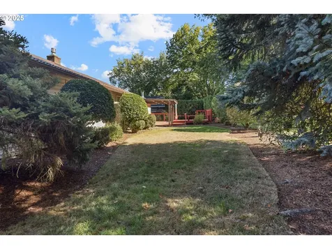 2547 SE Mariposa Court Hillsboro OR 97123