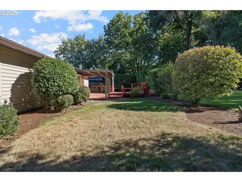 2547 SE Mariposa Court Hillsboro OR 97123