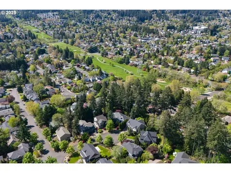 15675 SW Beverly Beach Court Beaverton OR 97007