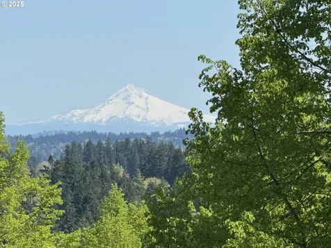 15675 SW Beverly Beach Court Beaverton OR 97007