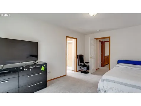 13262 Royal Avenue Oregon City OR 97045