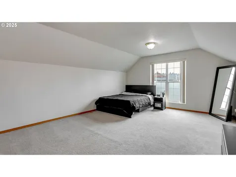 13262 Royal Avenue Oregon City OR 97045