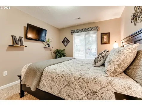 966 Creswood Drive Creswell OR 97426
