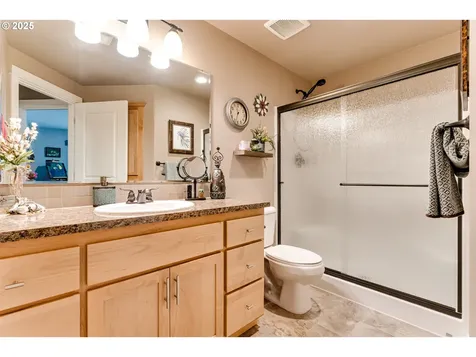 966 Creswood Drive Creswell OR 97426