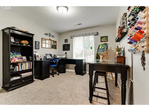 966 Creswood Drive Creswell OR 97426