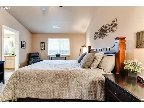 966 Creswood Drive Creswell OR 97426