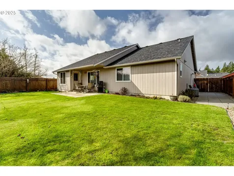 966 Creswood Drive Creswell OR 97426