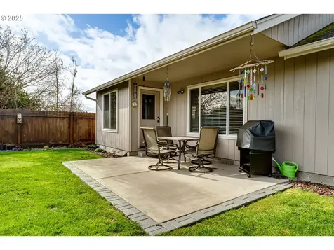 966 Creswood Drive Creswell OR 97426