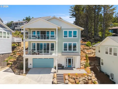 2528 SW Coral Avenue Lincoln City OR 97367