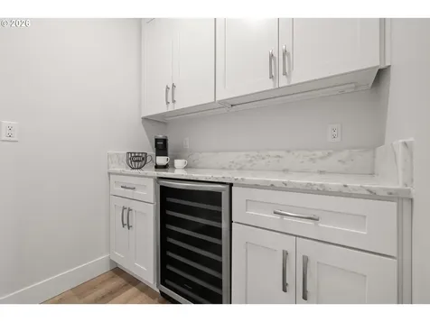 2528 SW Coral Avenue Lincoln City OR 97367