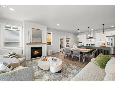 2528 SW Coral Avenue Lincoln City OR 97367