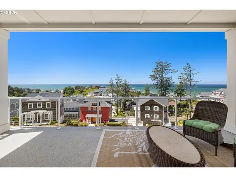 2528 SW Coral Avenue Lincoln City OR 97367