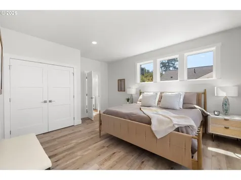 2528 SW Coral Avenue Lincoln City OR 97367